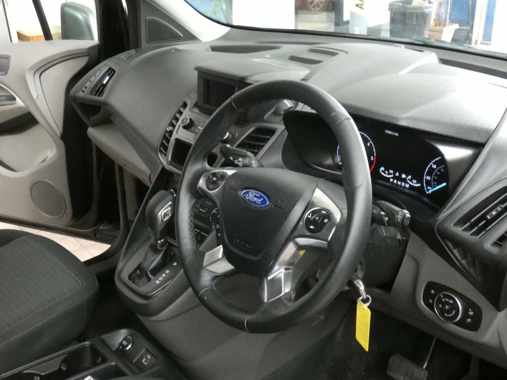 Ford Grand Tourneo Connect 1.5 Ecoblue 120 Titanium Powershift Grey #32