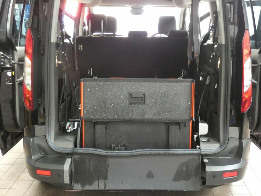 Ford Grand Tourneo Connect 1.5 Ecoblue 120 Titanium Powershift Grey #25