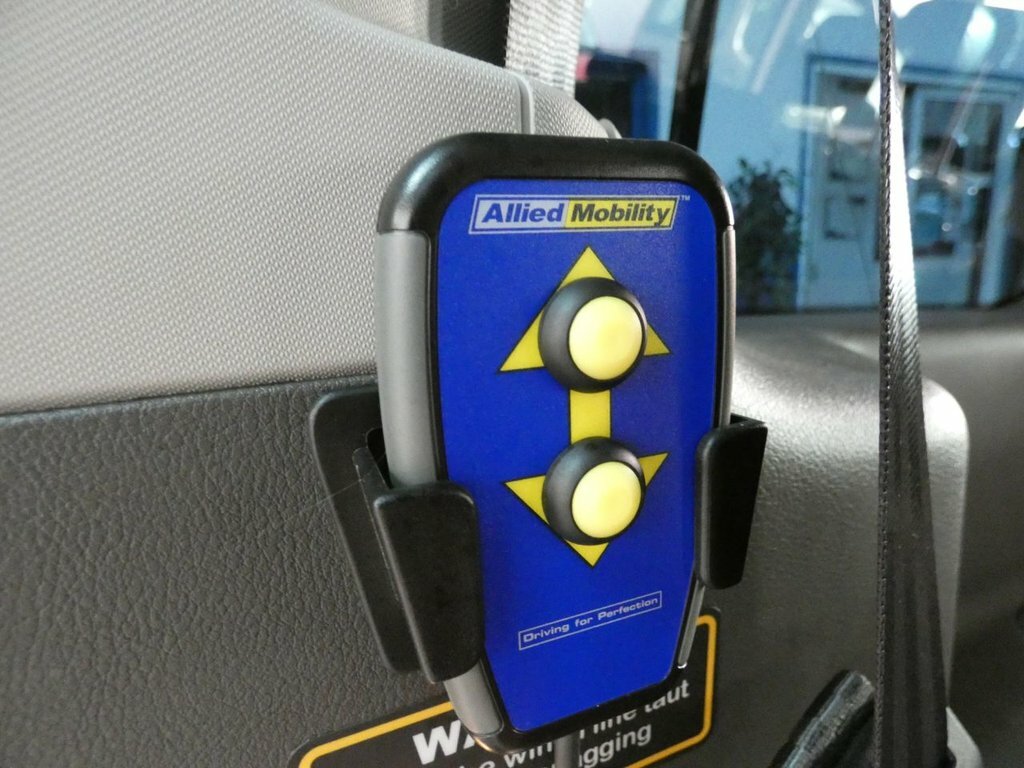 Ford Grand Tourneo Connect 1.5 Ecoblue 120 Titanium Powershift Grey #30