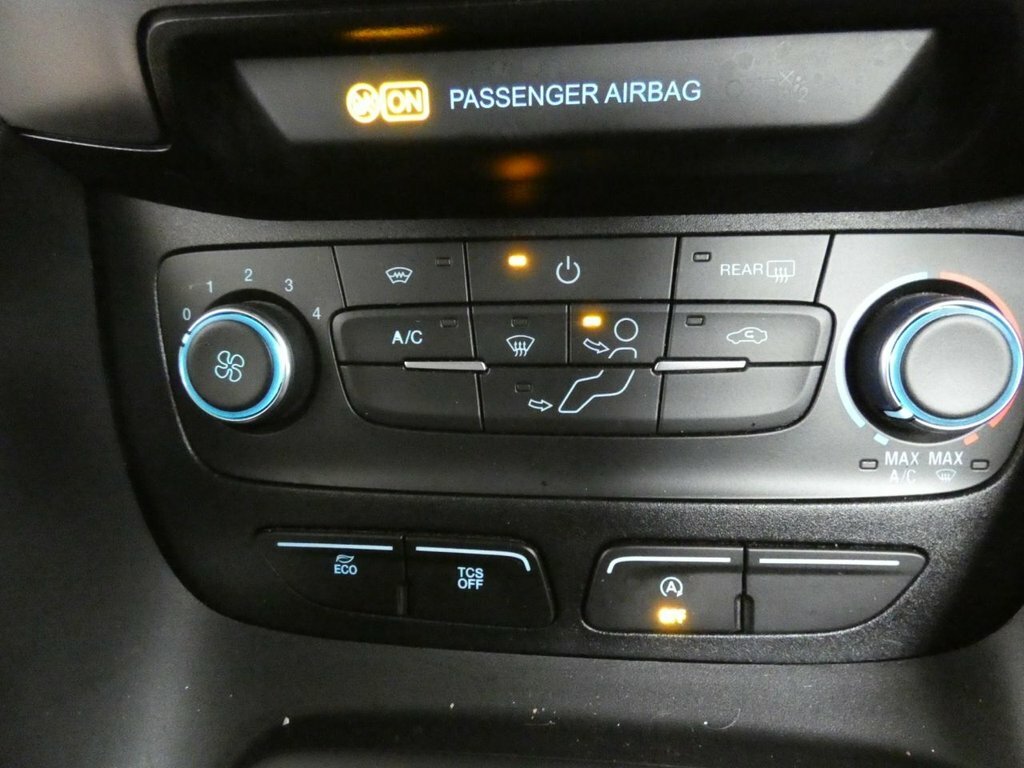 Ford Grand Tourneo Connect 1.5 Ecoblue 120 Titanium Powershift Grey #36