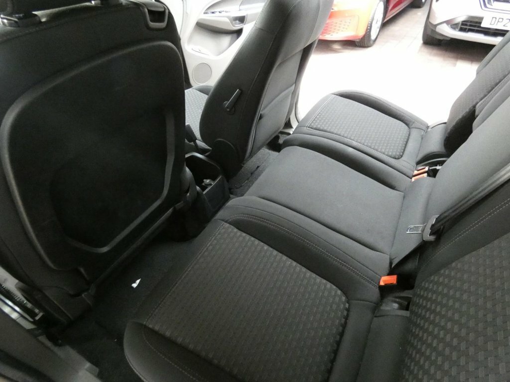 Ford Grand Tourneo Connect 1.5 Ecoblue 120 Titanium Powershift Grey #18