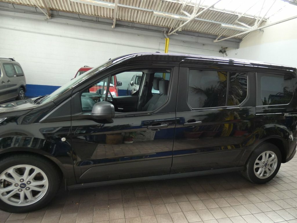 Ford Grand Tourneo Connect 1.5 Ecoblue 120 Titanium Powershift Grey #6