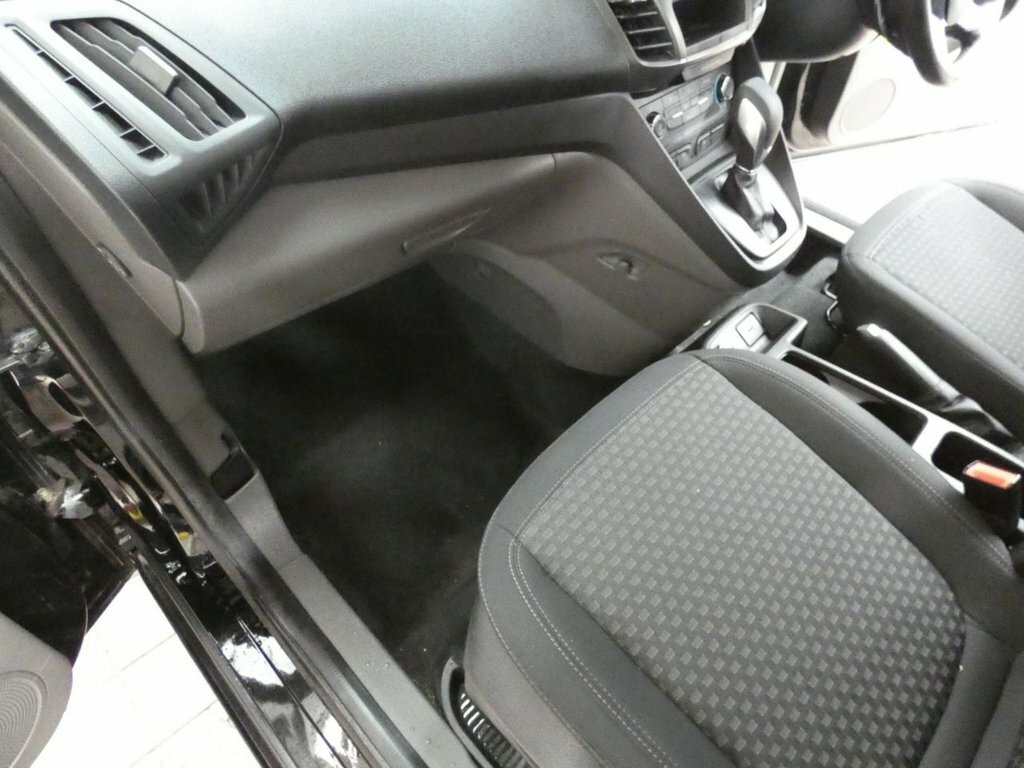 Ford Grand Tourneo Connect 1.5 Ecoblue 120 Titanium Powershift Grey #20