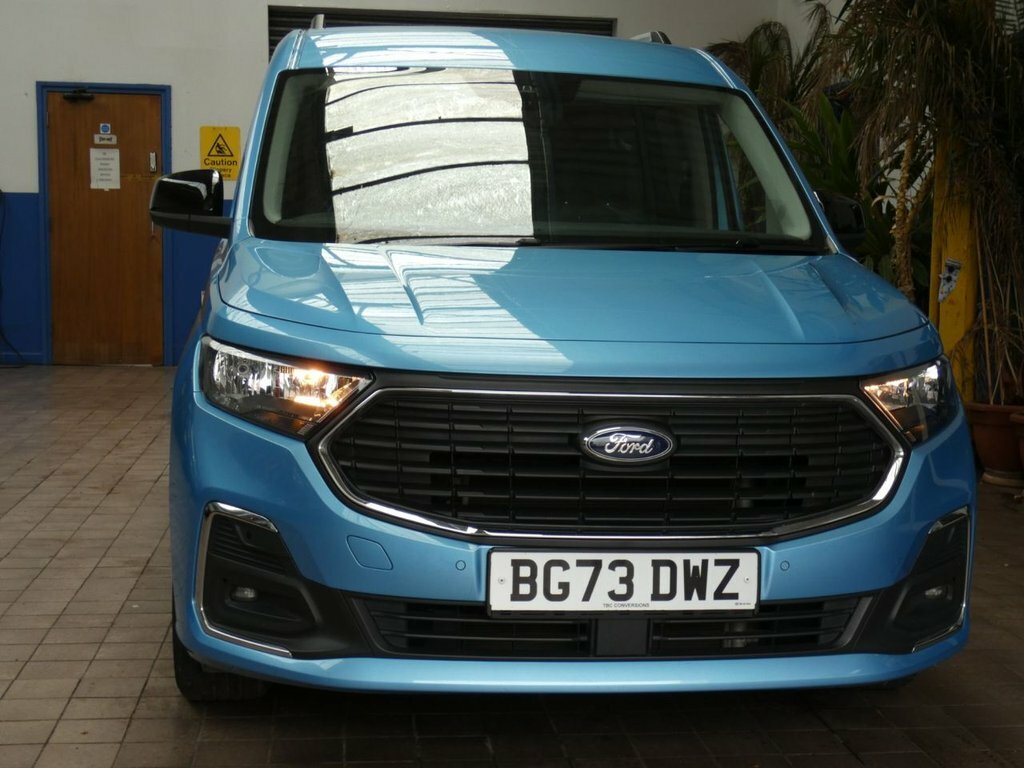 Ford Grand Tourneo Connect 1.5L Titanium Blue #2