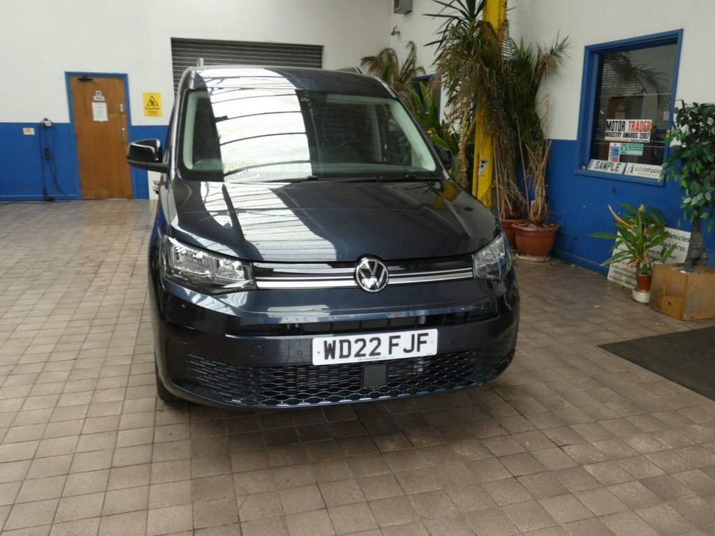 Volkswagen Caddy Maxi Life 1.5L Life Blue #2