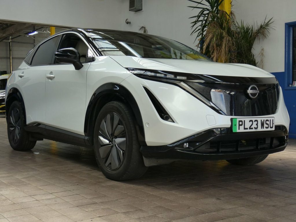 Nissan Ariya Suv White #4