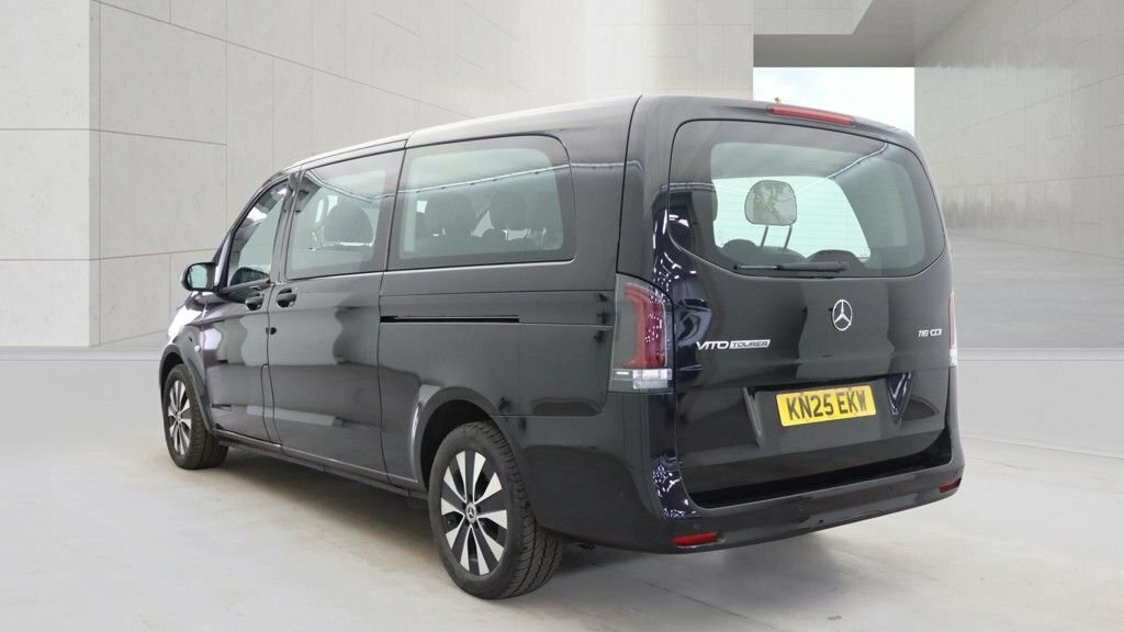 Mercedes-Benz Vito Mpv Black #3