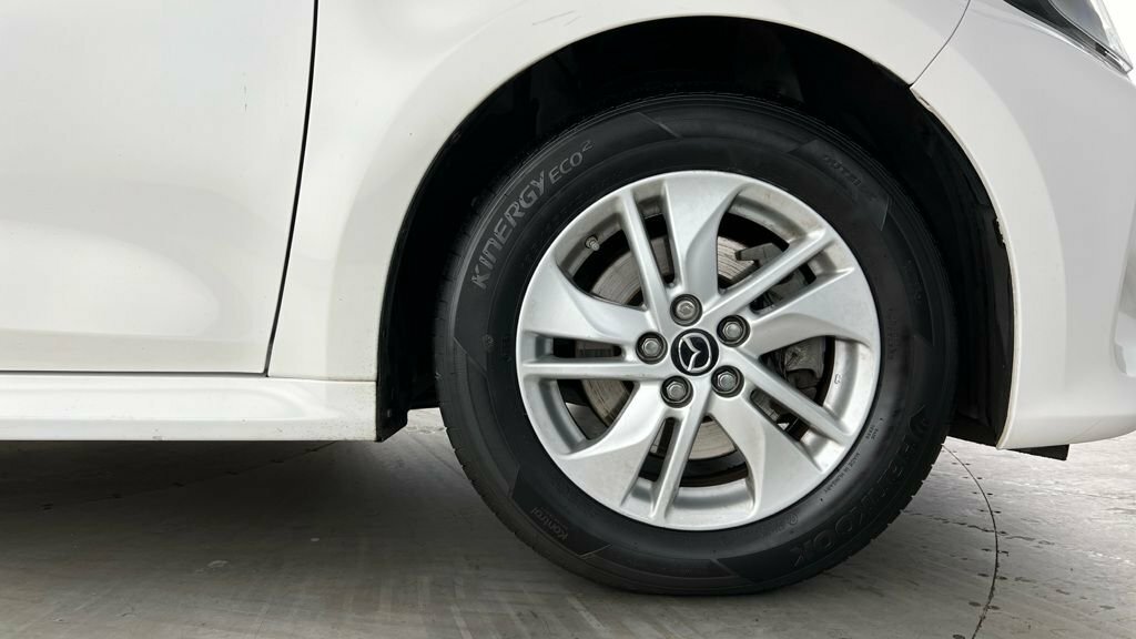 Mazda 2 1.5L Agile White #5