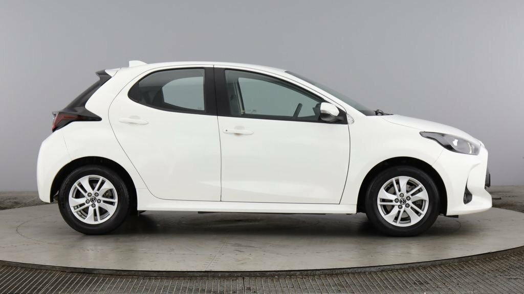 Mazda 2 1.5L Agile White #3