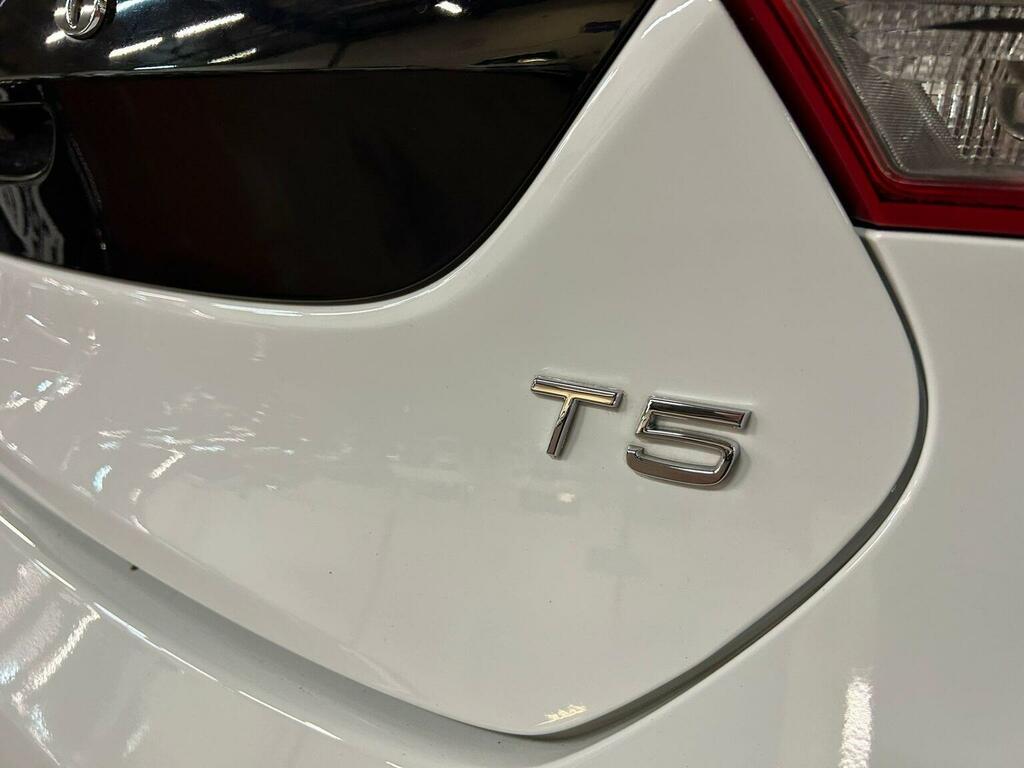 Volvo V40 Hatchback Blue #15
