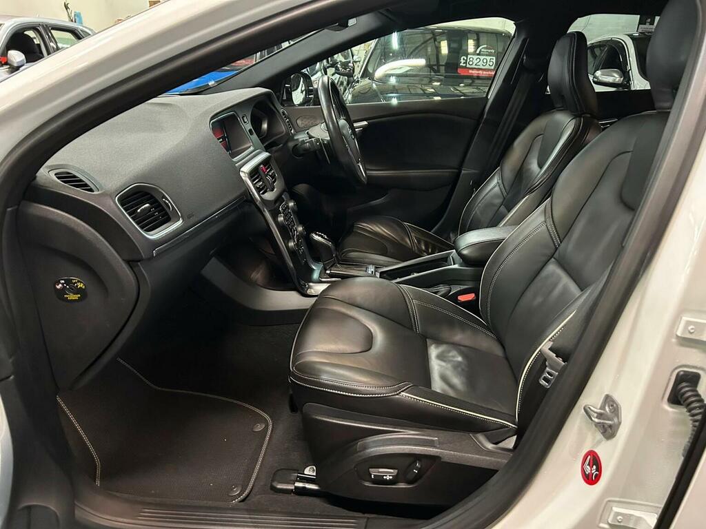 Volvo V40 Hatchback Blue #24