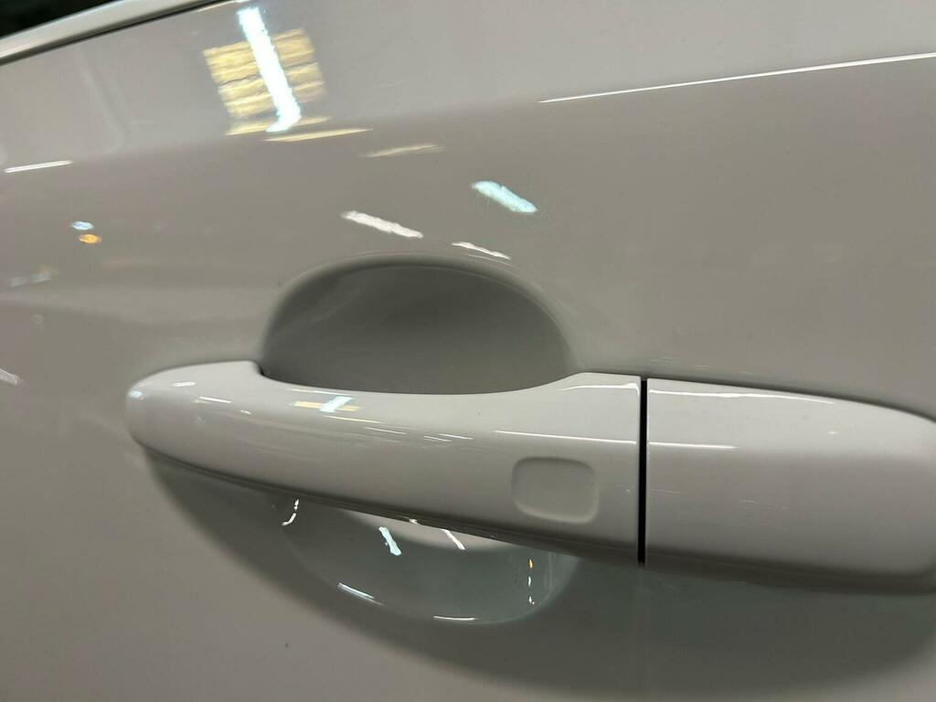 Volvo V40 Hatchback Blue #18
