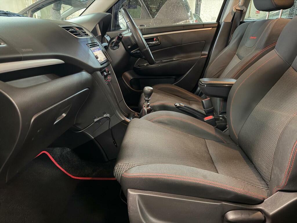 Suzuki Swift 1.6 Sport Euro 5 Black #3