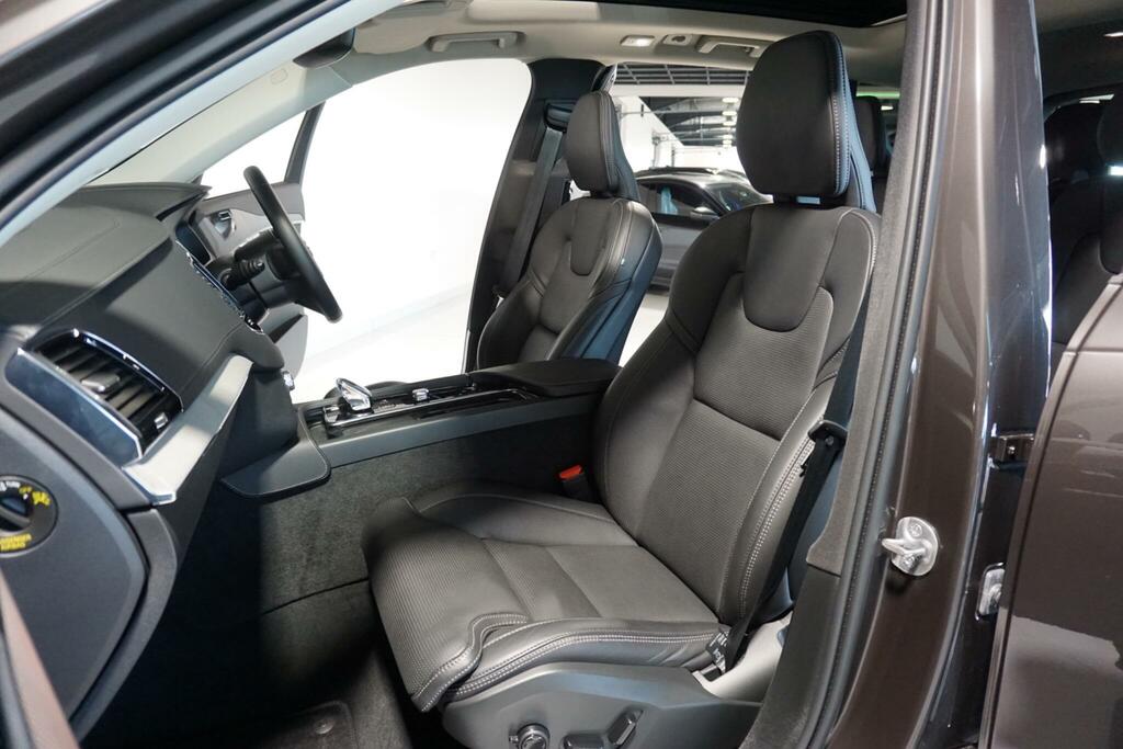 Volvo XC90 Plus Blue #47
