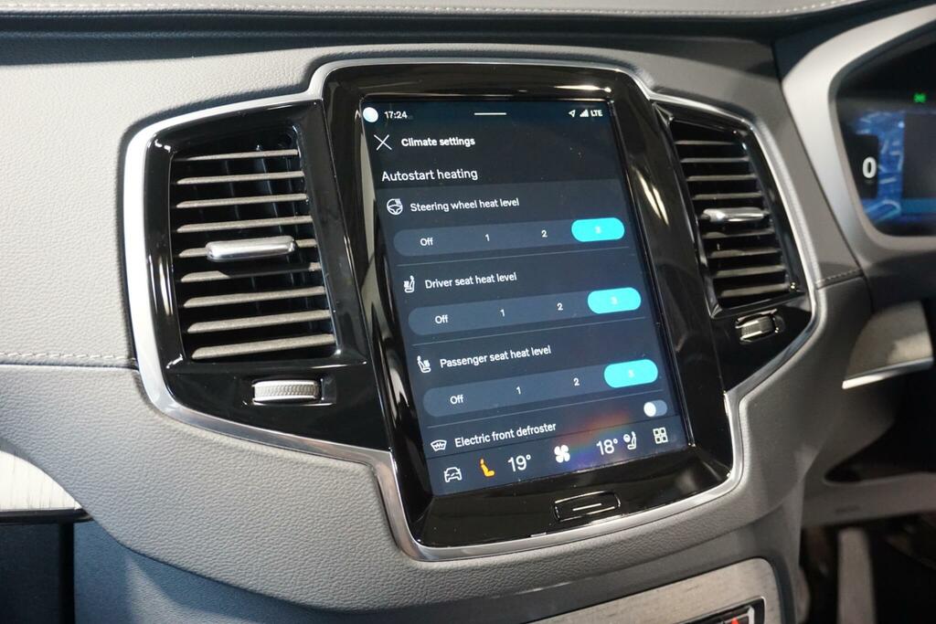 Volvo XC90 Plus Blue #65
