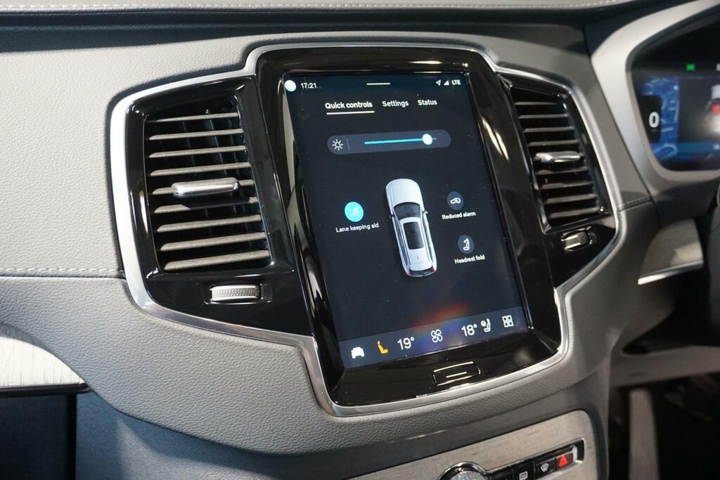 Volvo XC90 Plus Blue #58