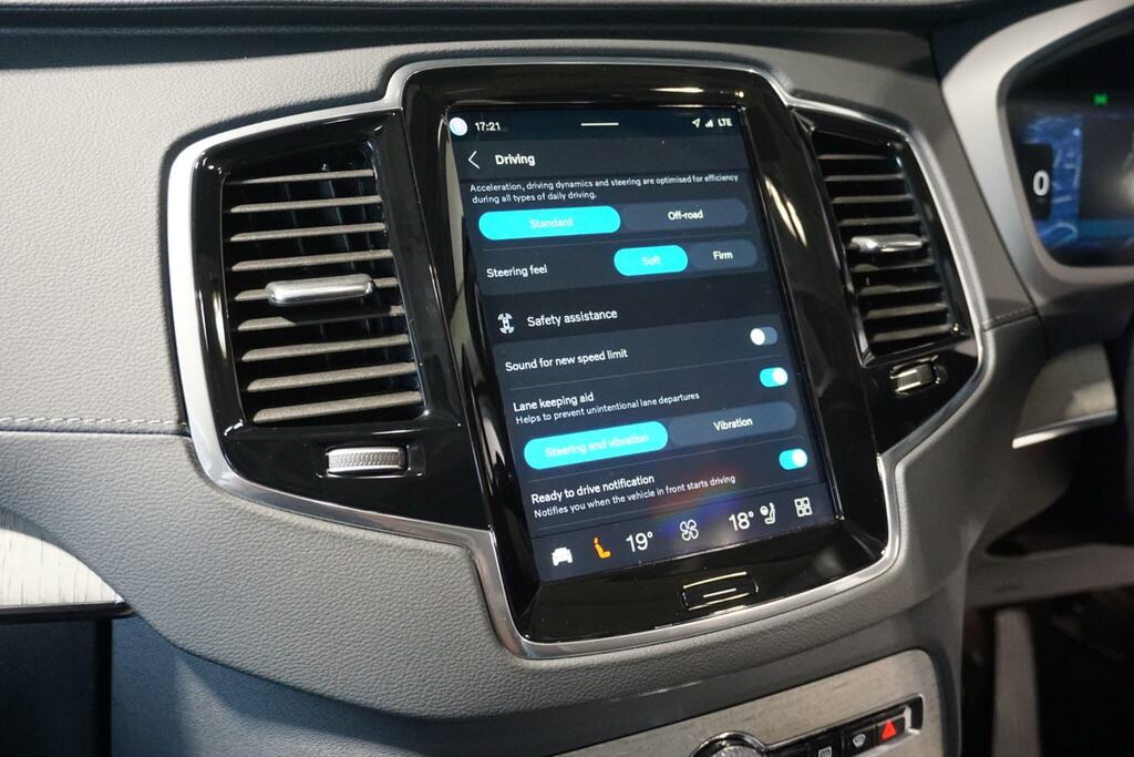 Volvo XC90 Plus Blue #59