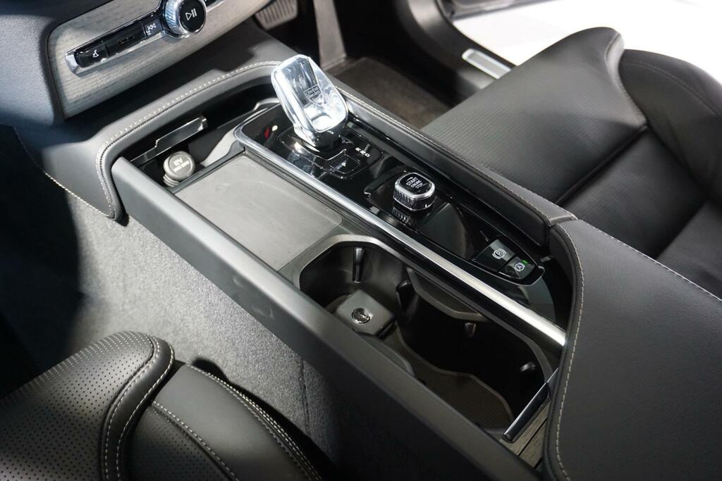 Volvo XC90 Plus Blue #68