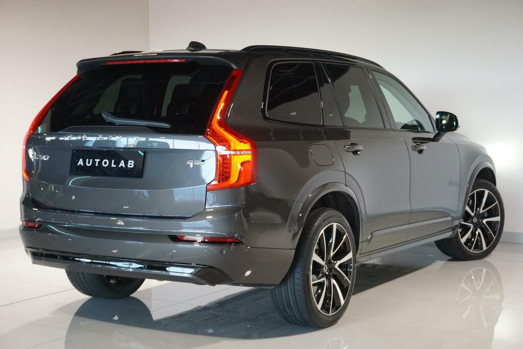 Volvo XC90 Plus Blue #18