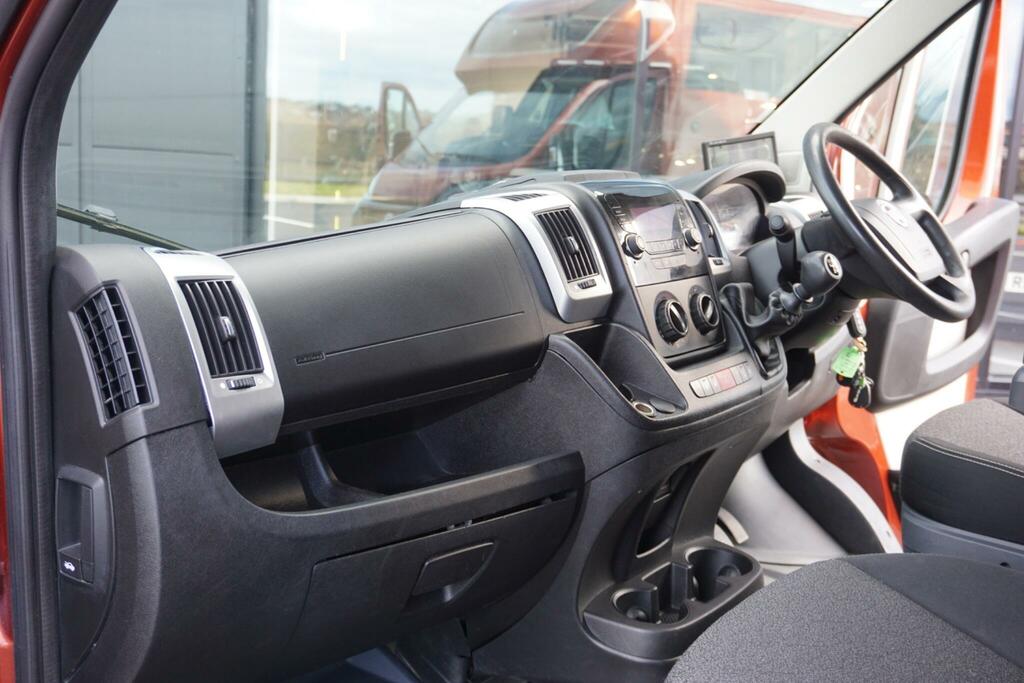 Fiat Ducato 35 Maxi White #37