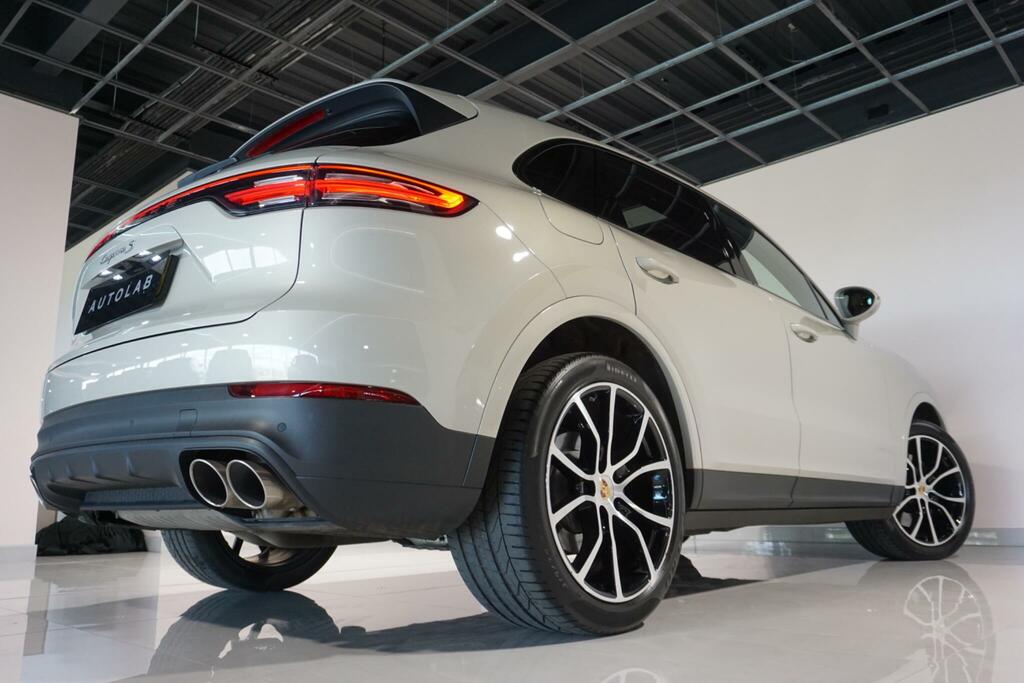 Porsche Cayenne Platinum Edition Tiptronic S Black #28