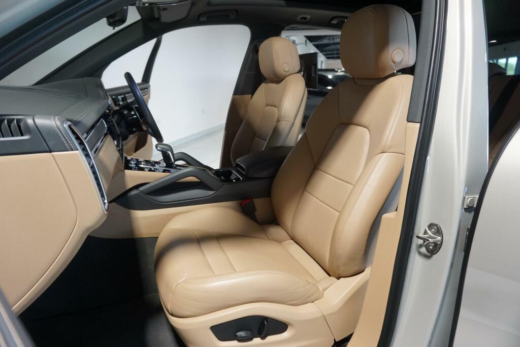 Porsche Cayenne Platinum Edition Tiptronic S Black #49