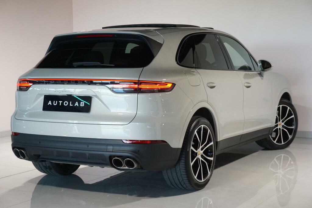 Porsche Cayenne Platinum Edition Tiptronic S Black #18