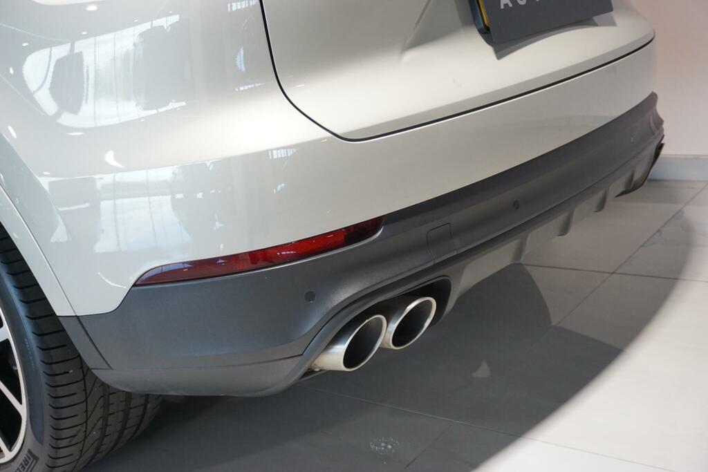Porsche Cayenne Platinum Edition Tiptronic S Black #70