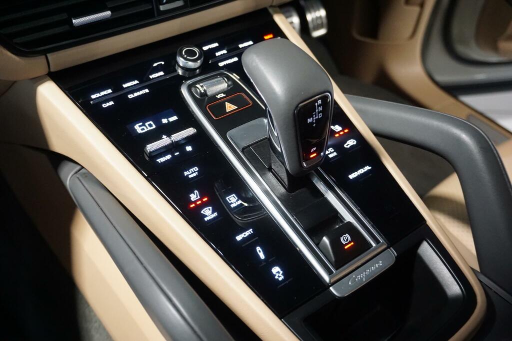 Porsche Cayenne Platinum Edition Tiptronic S Black #62