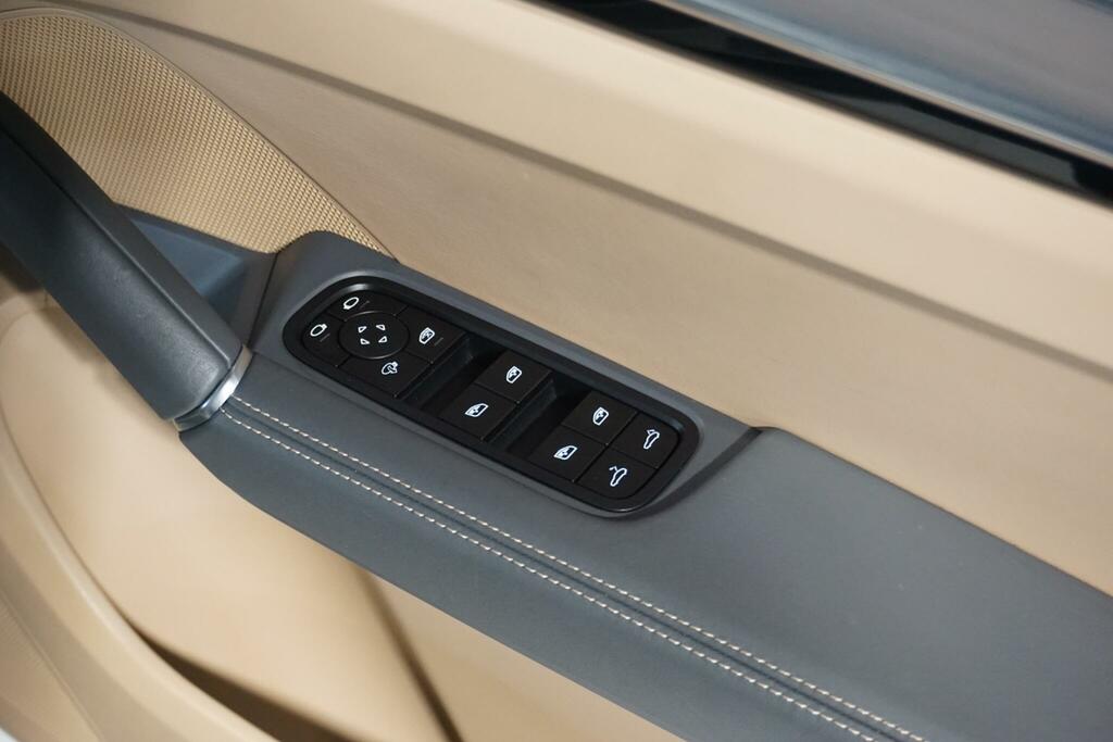 Porsche Cayenne Platinum Edition Tiptronic S Black #66