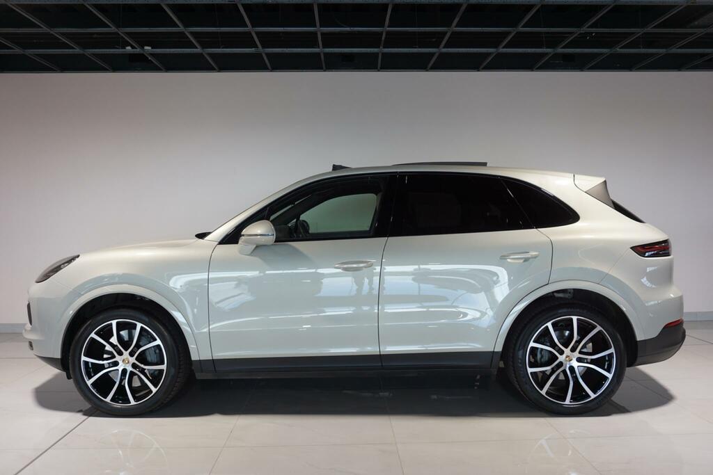Porsche Cayenne Platinum Edition Tiptronic S Black #30