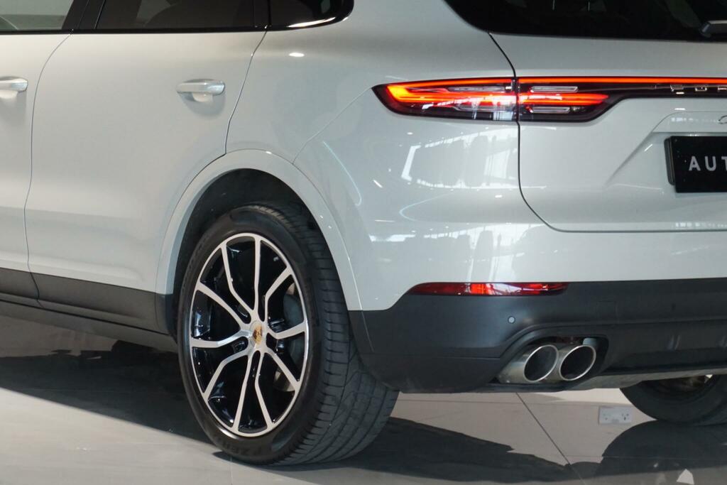 Porsche Cayenne Platinum Edition Tiptronic S Black #43