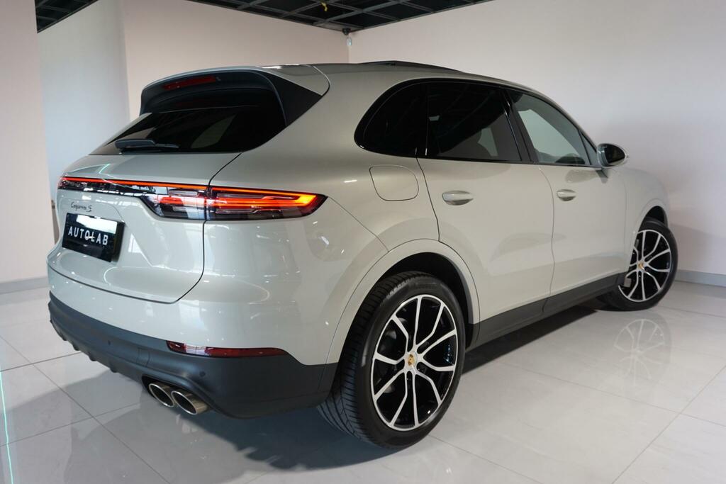 Porsche Cayenne Platinum Edition Tiptronic S Black #24