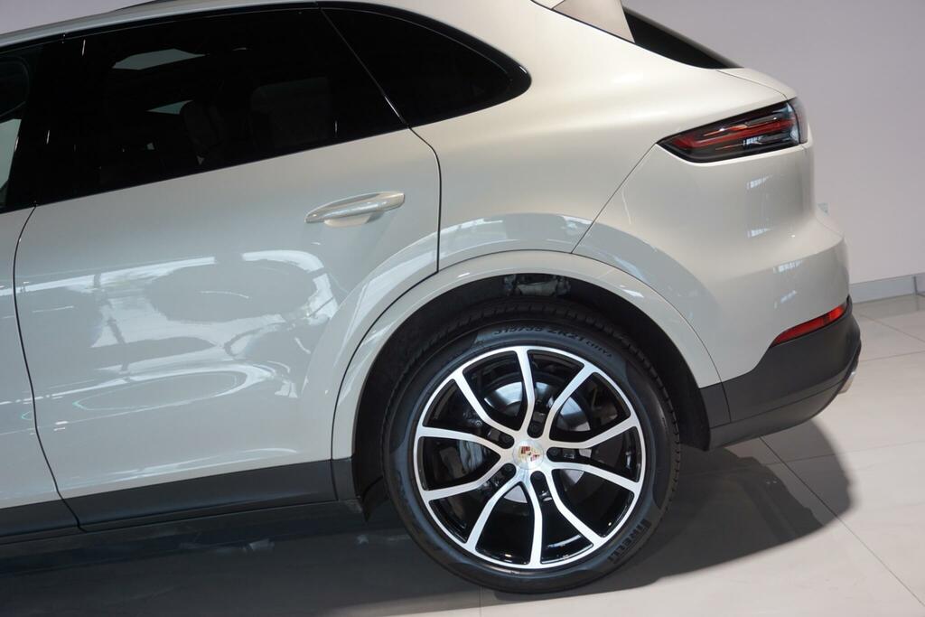 Porsche Cayenne Platinum Edition Tiptronic S Black #45