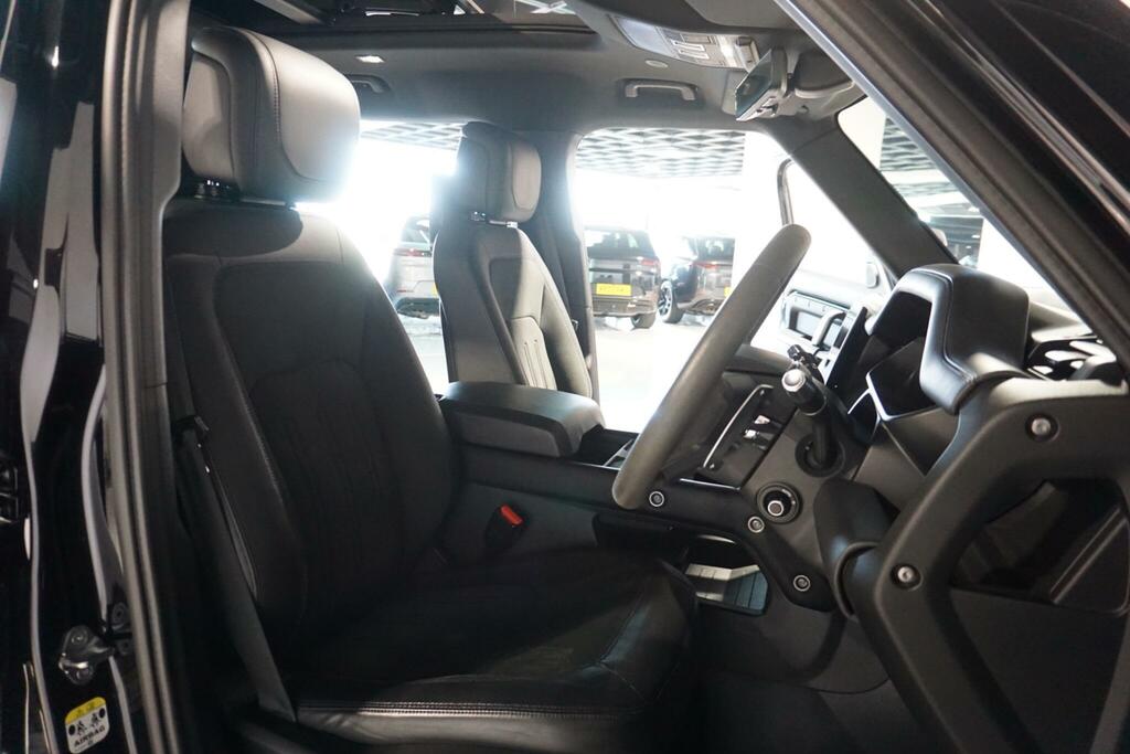 Land Rover Defender 110 X-dynamic S Grey #9
