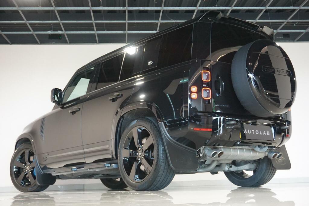 Land Rover Defender 110 X-dynamic S Grey #35