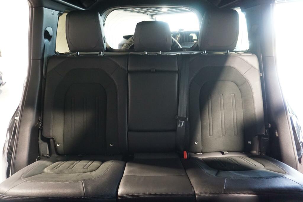Land Rover Defender 110 X-dynamic S Grey #8