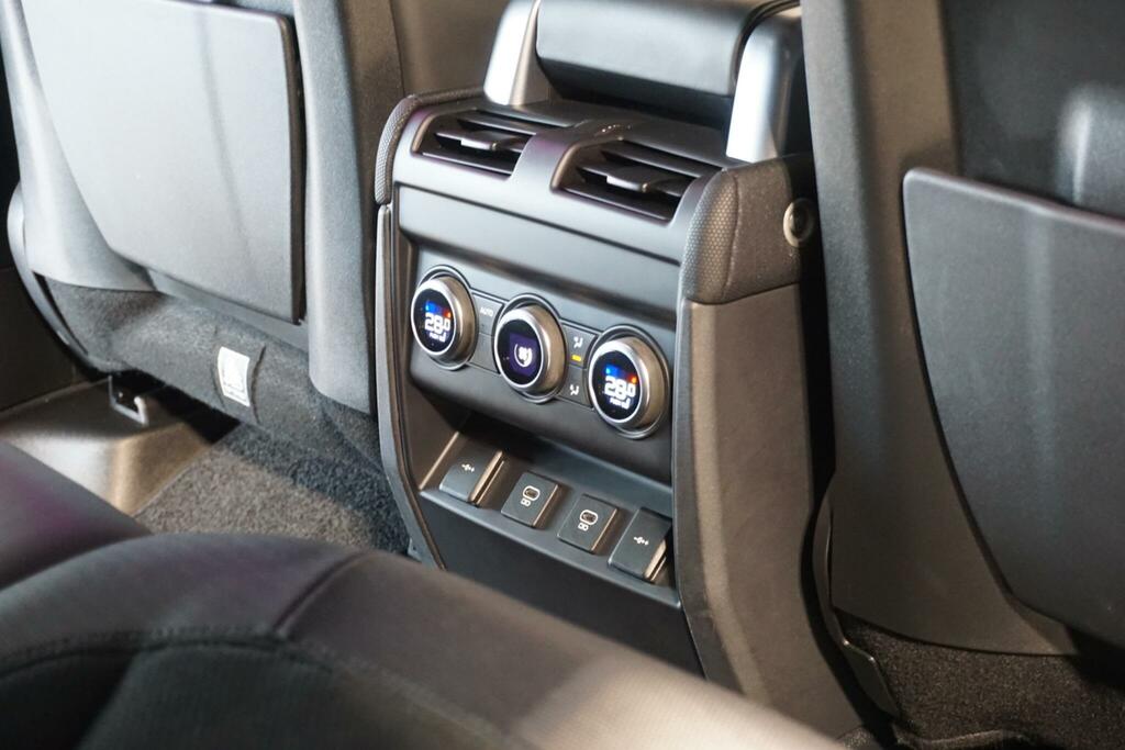 Land Rover Defender 110 X-dynamic S Grey #65