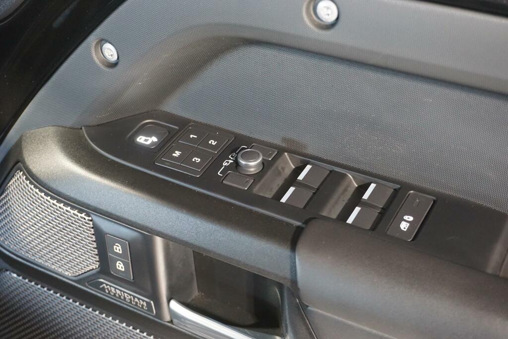 Land Rover Defender 110 X-dynamic S Grey #66