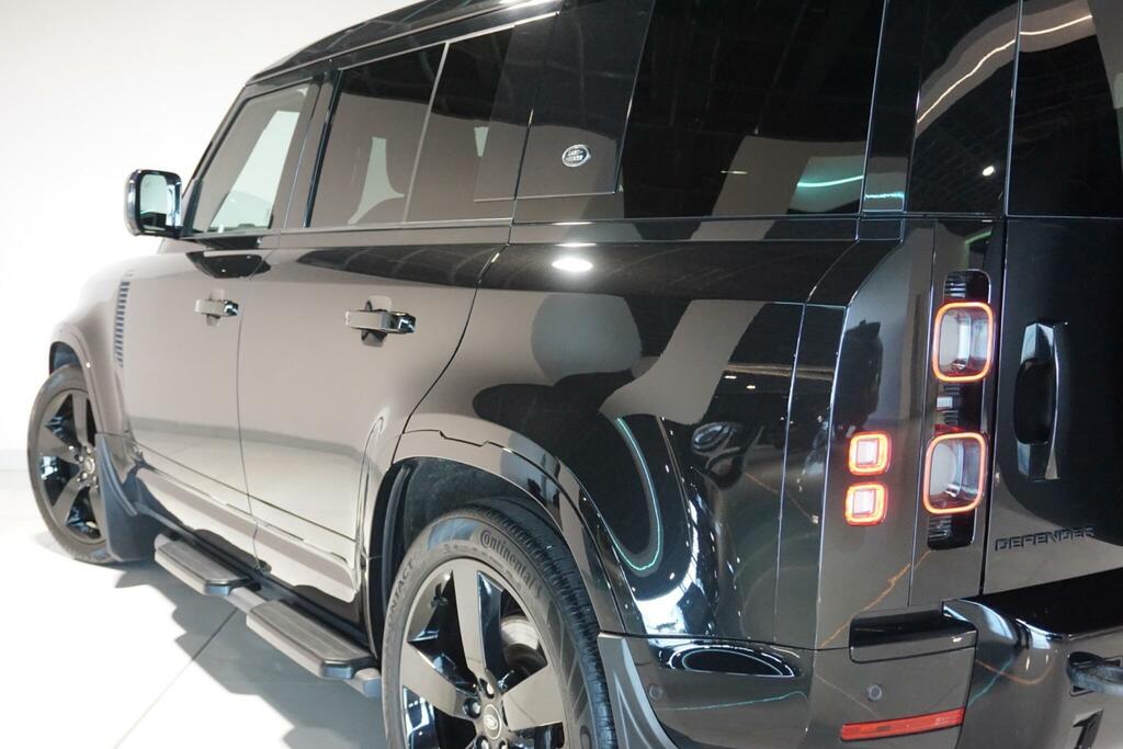 Land Rover Defender 110 X-dynamic S Grey #51