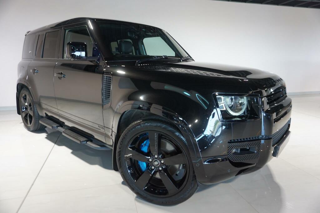 Land Rover Defender 110 X-dynamic S Grey #23