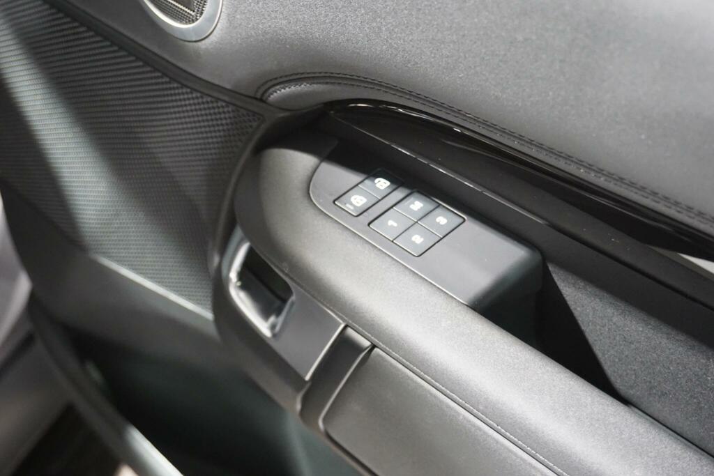 Land Rover Discovery 3 .0 R-dynamic Hse Mhev  #58