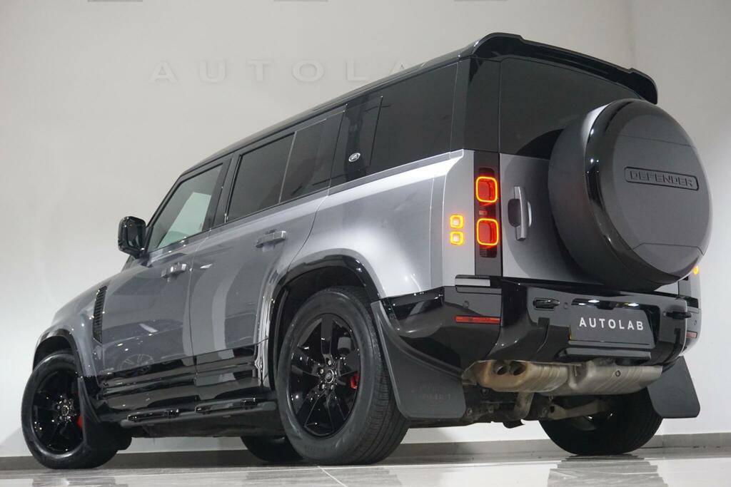 Land Rover Defender 110 X-dynamic Hse Black #32