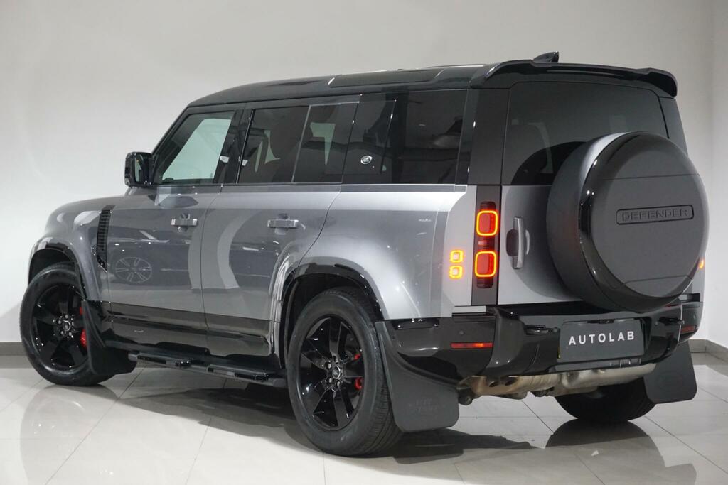 Land Rover Defender 110 3.0 D300 X-dynamic Hse White #36