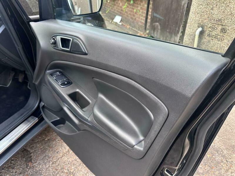 Ford Ecosport Titanium Black #26