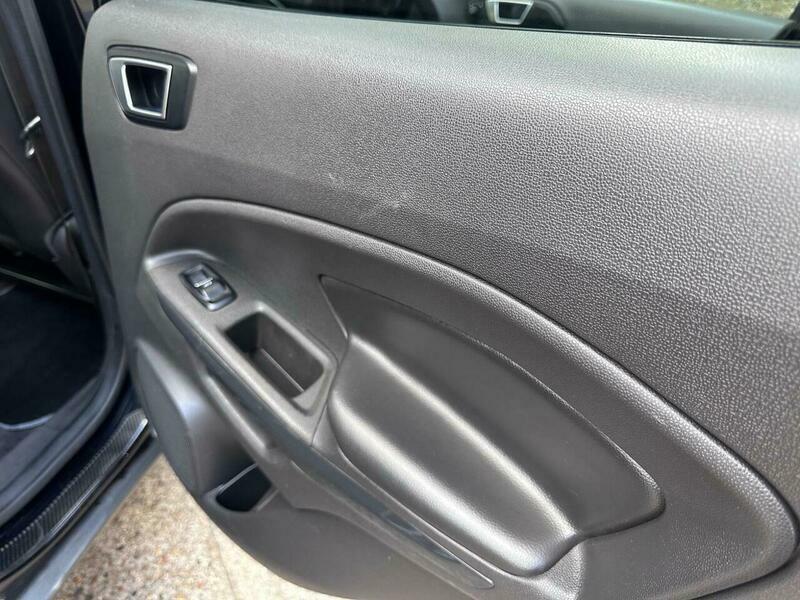 Ford Ecosport Titanium Black #25
