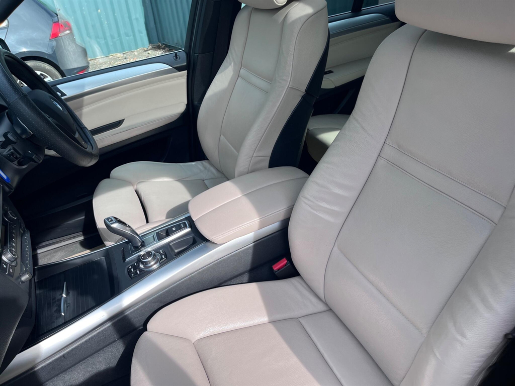 BMW X5 Estate Grey #41