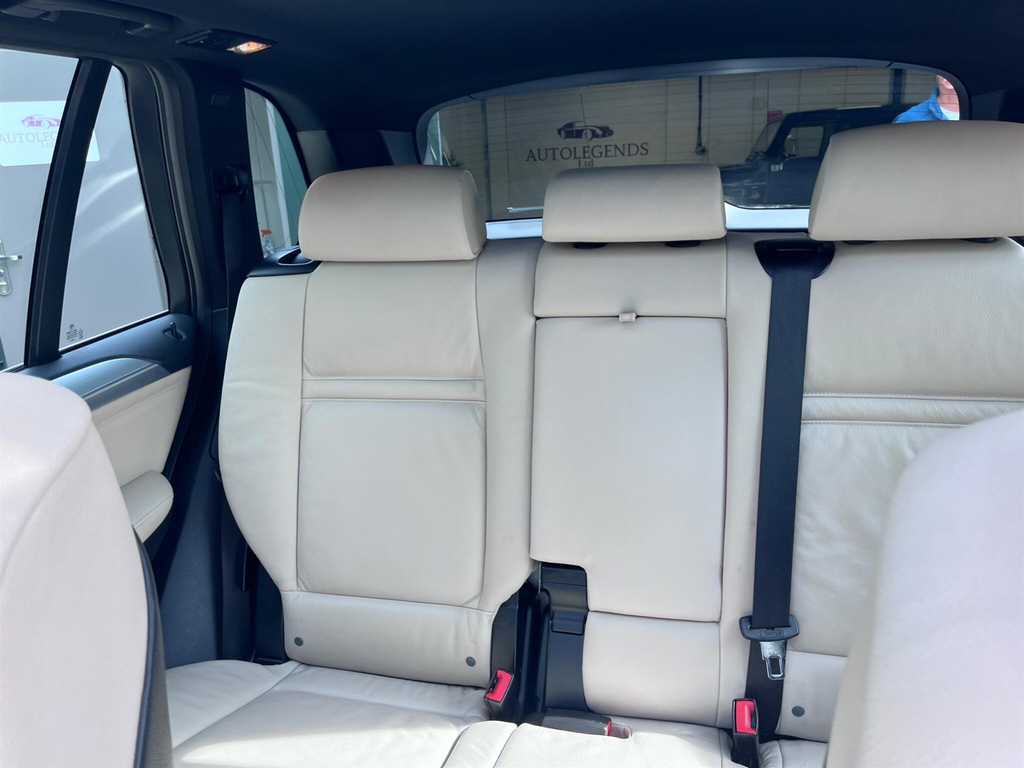 BMW X5 Estate Grey #40
