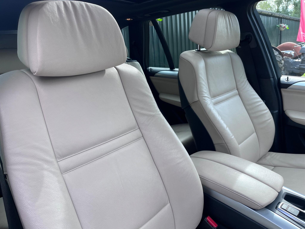 BMW X5 Estate Grey #65