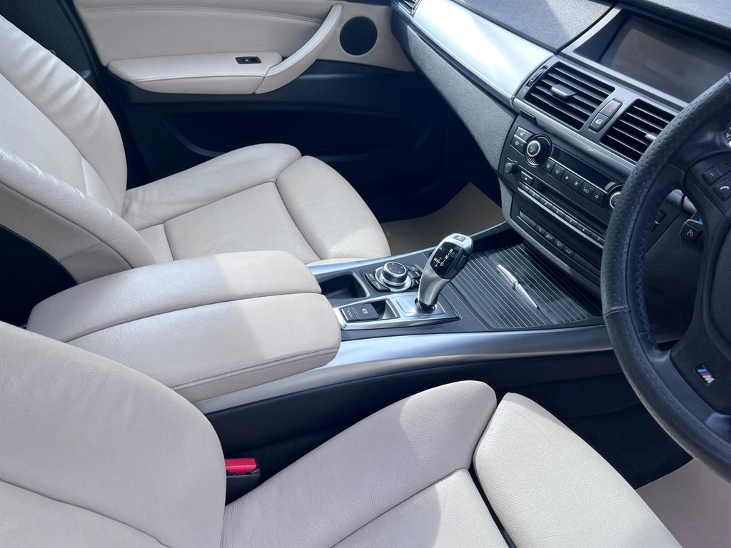 BMW X5 Estate Grey #64